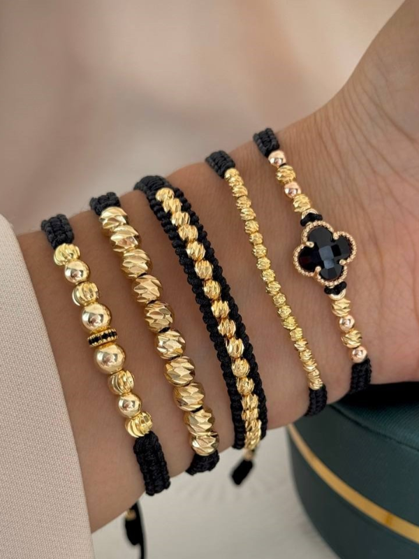 Pulseras Hechas a Mano